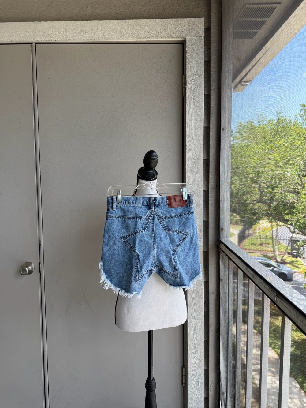 One Teaspoon Light Blue Star-Back Frayed Hem Jean Shorts Juliettes